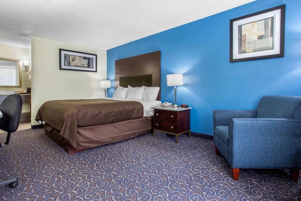 Days Inn And Suites By Wyndham Oxford Buitenkant foto