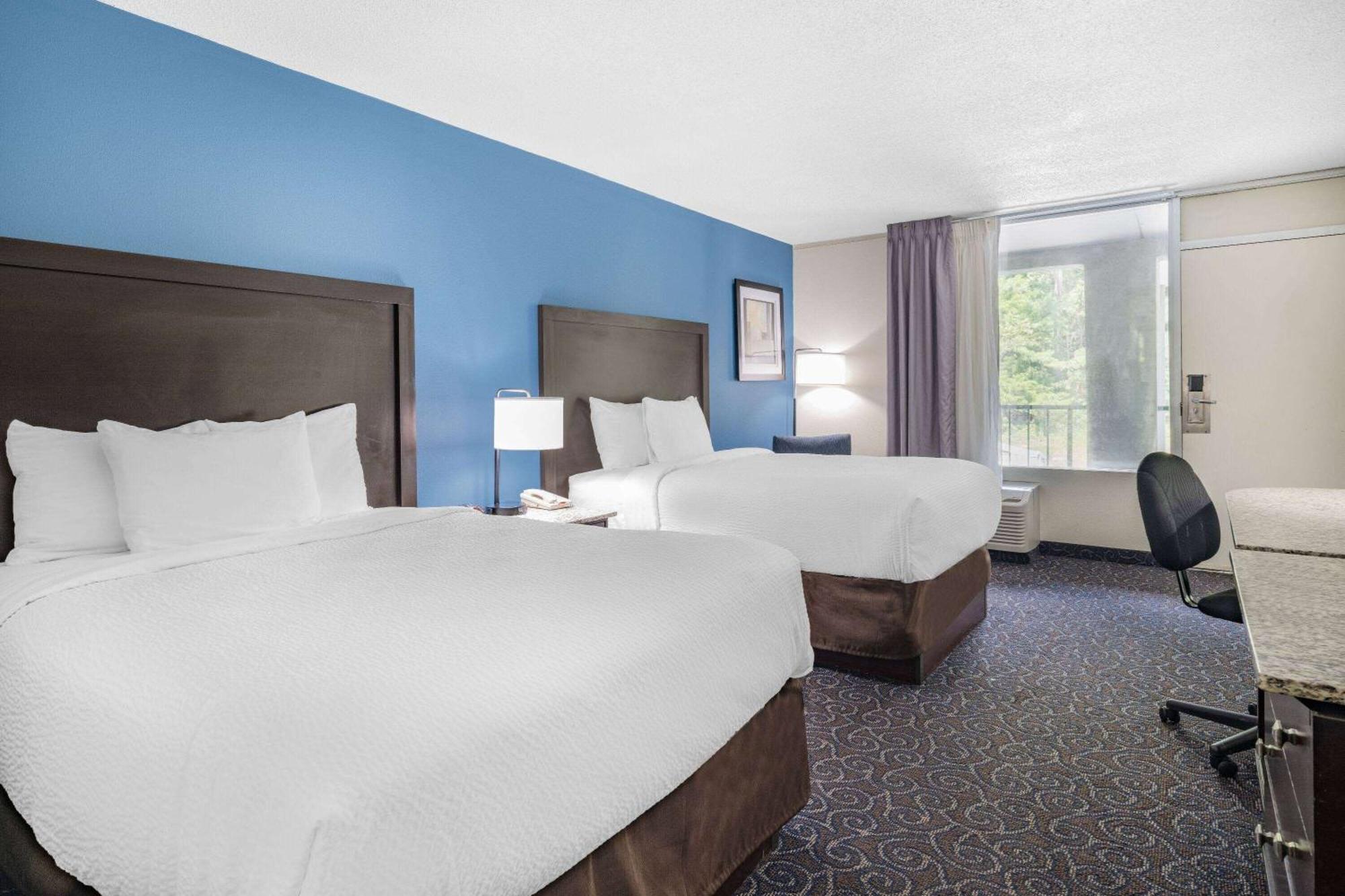 Days Inn And Suites By Wyndham Oxford Buitenkant foto