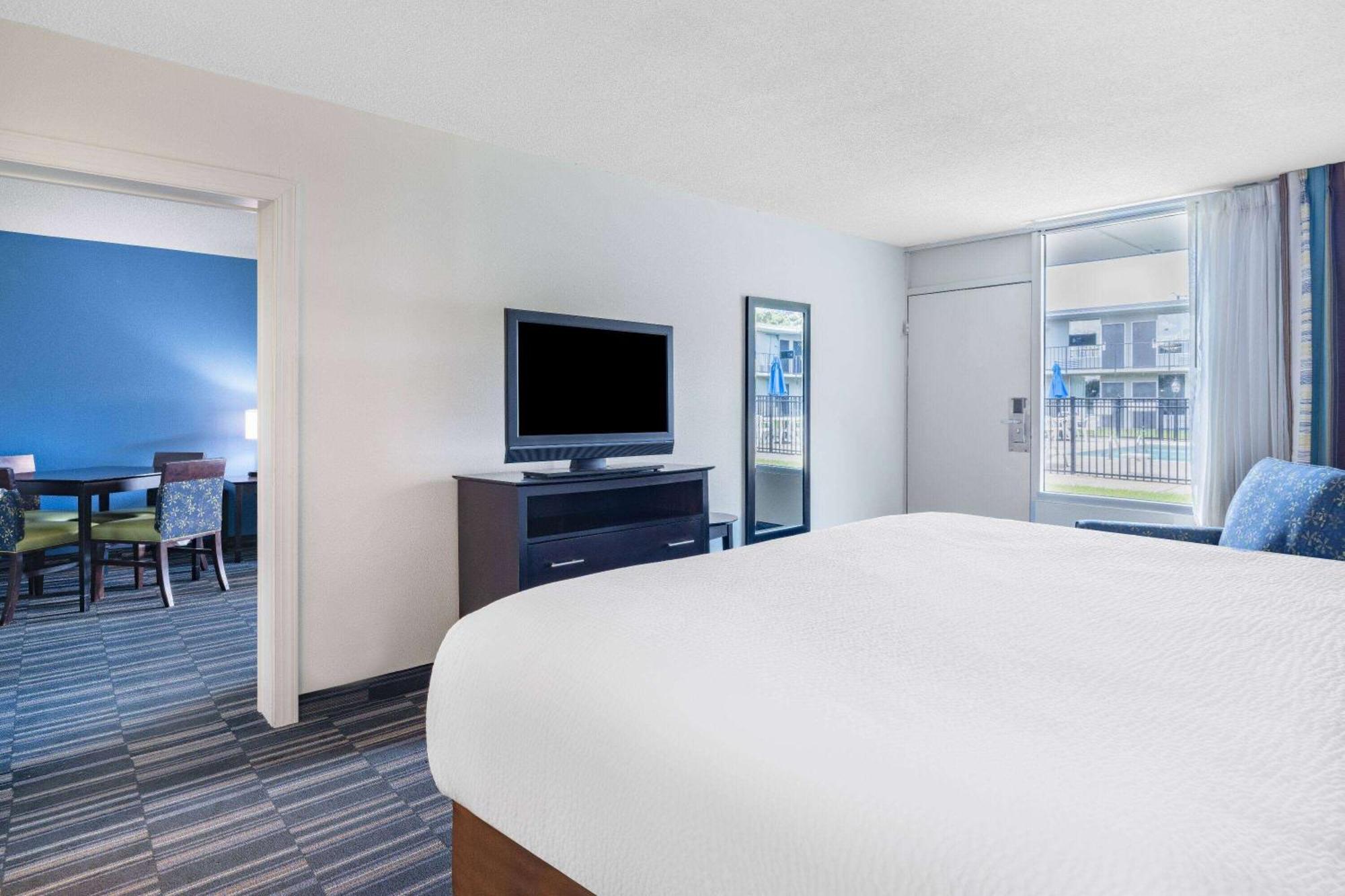Days Inn And Suites By Wyndham Oxford Buitenkant foto