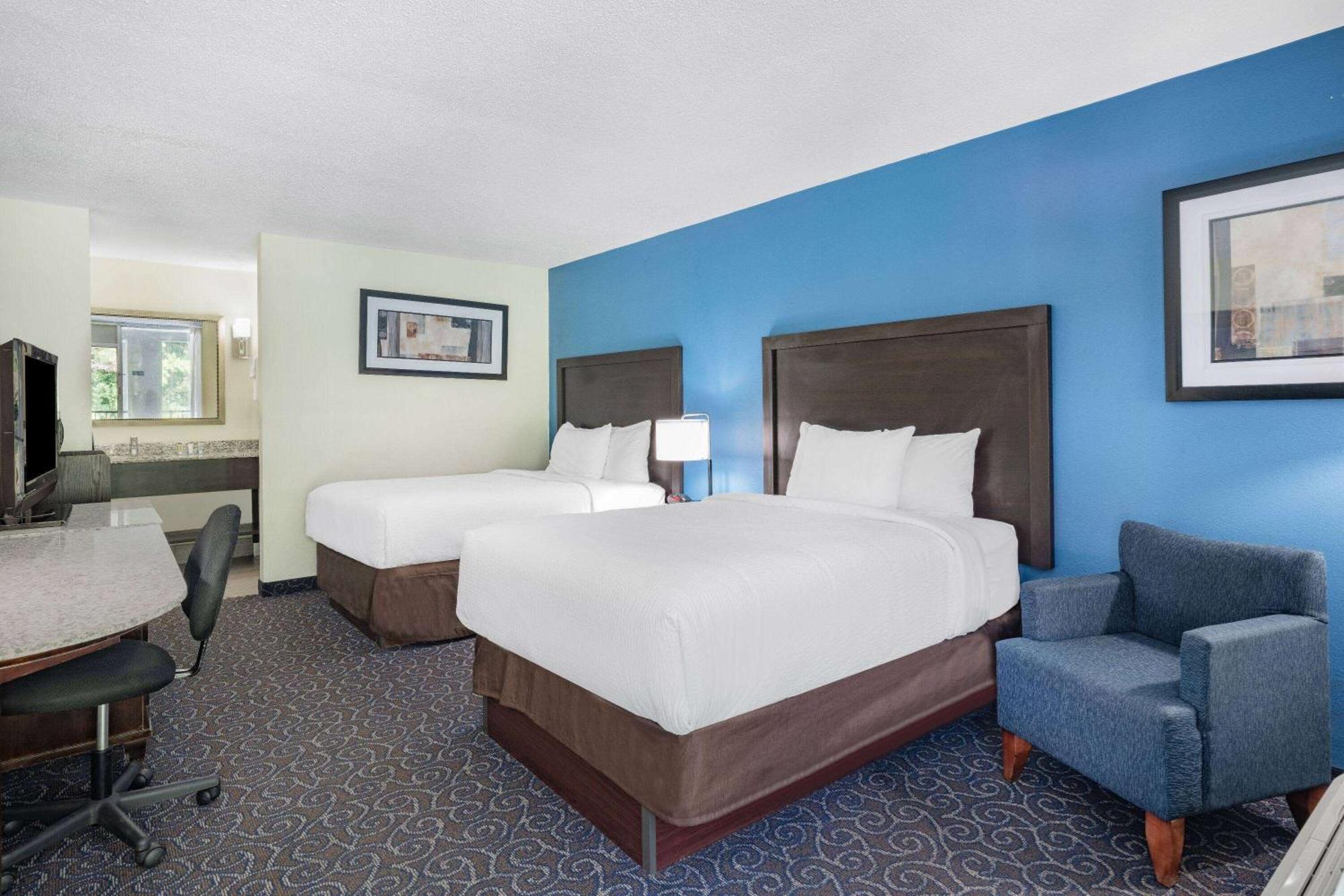 Days Inn And Suites By Wyndham Oxford Buitenkant foto